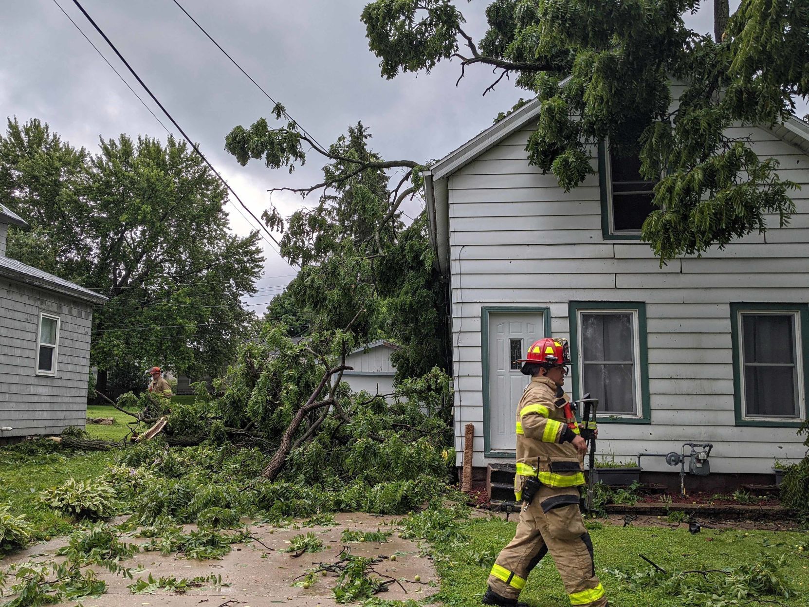 Severe storm hits Baraboo